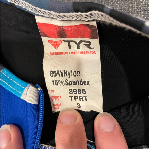Tyr boys thermal shorty swimsuit - Picture 3 of 3